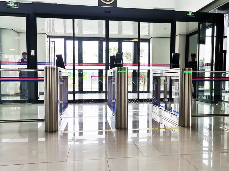 DR.TD.6653 at Bus Station