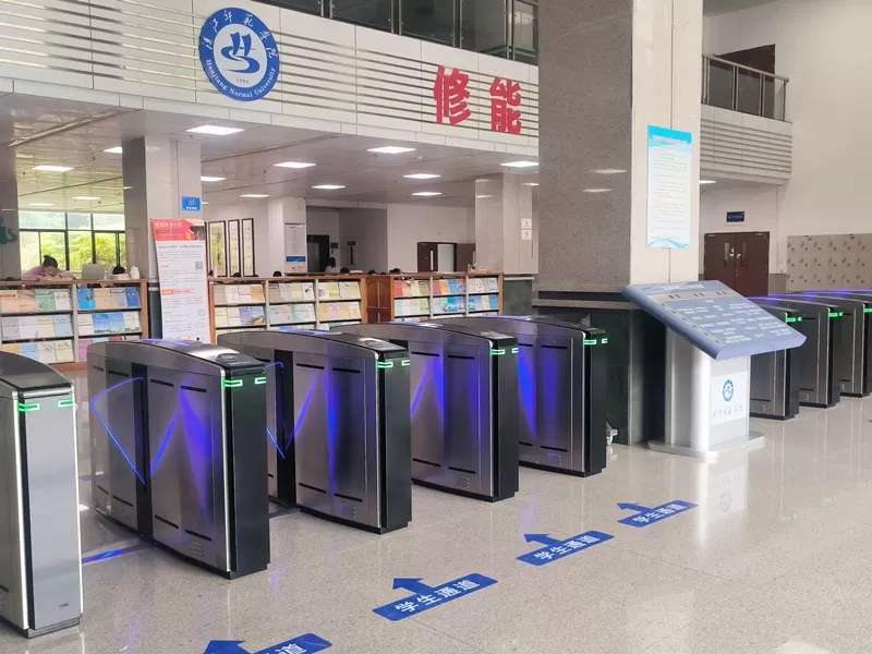 DR.TD.6983 in University