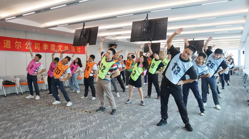 Super-Hot Summer Activities with Great Passion Super-Hot Summer Activities with Great Passion