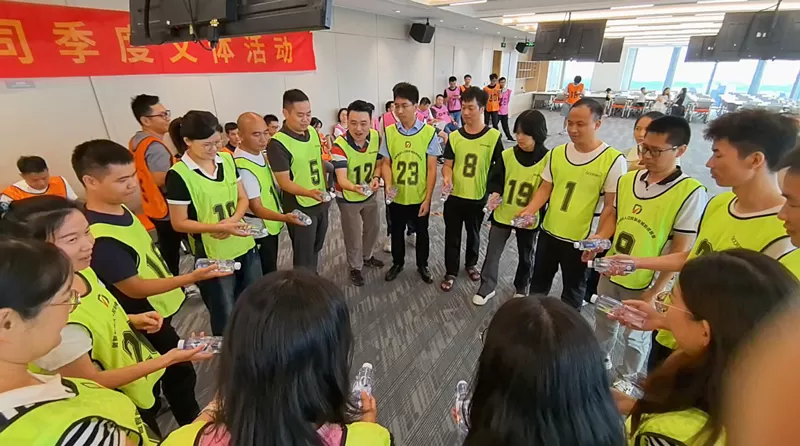 Super-Hot Summer Activities with Great Passion Super-Hot Summer Activities with Great Passion